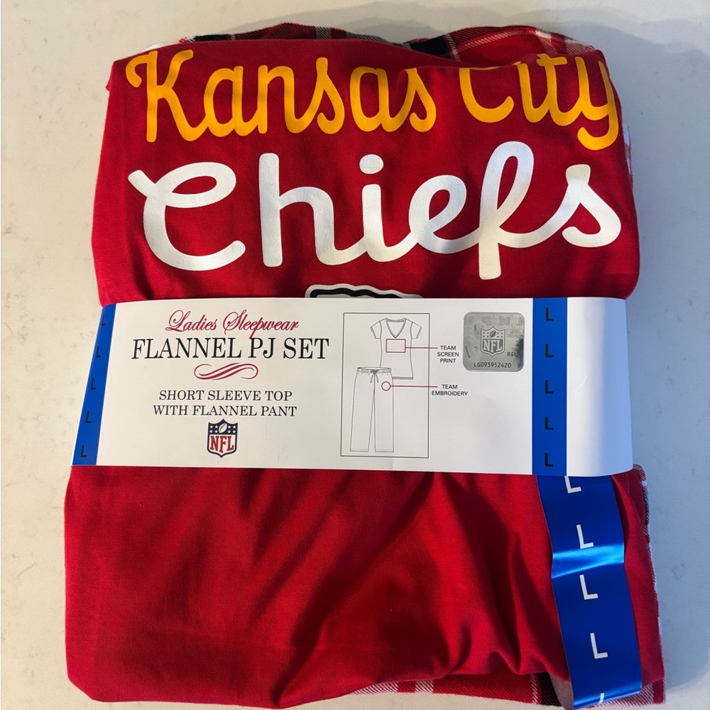 NFL Kansas City Chiefs Red Flannel PJ Set  Ladies Large - Picture 7 of 8